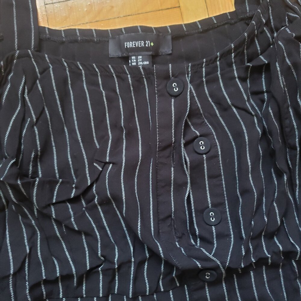 forever21 plus pinstripe romper 2xl - Picture 4 of 6